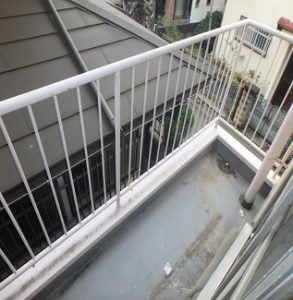 ベランダ周り