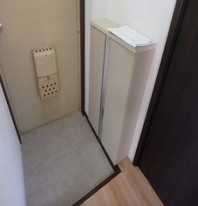 下駄箱を設置