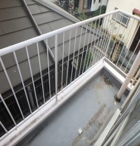 洗濯置き場をバルコニーへ